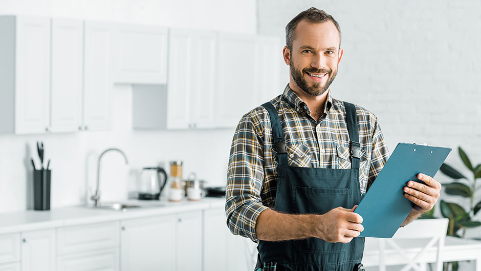 Neben unserem Fachwissen rund um das Thema Fliesen bieten wir Ihnen über unsere spezialisierte Tochterfirma auch umfassende Wohnungssanierungen an.